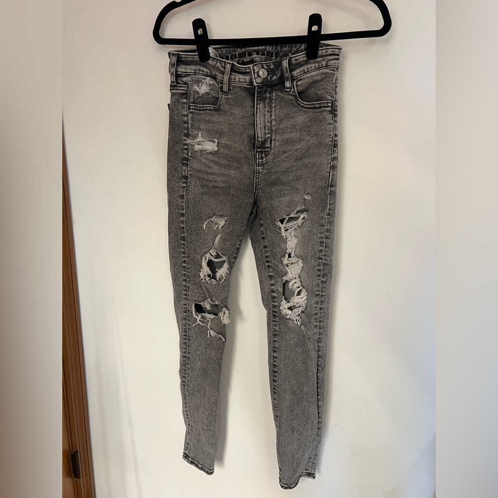American Eagle Outfitters Grey Distressed Skinny Jeans